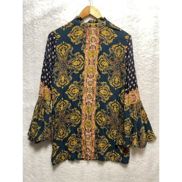 Free People Magic Mystery Tunic Size XS Boho Flared Sleeve V Neck Flowy Pattern - Picture 2 of 11